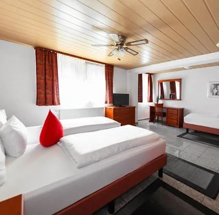 Avalon Hotel 2*